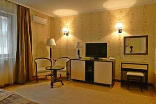 Отель Merian Palace Hotel Стара-Загора Двухместный номер с 1 кроватью и Новогодним пакетом услуг-1